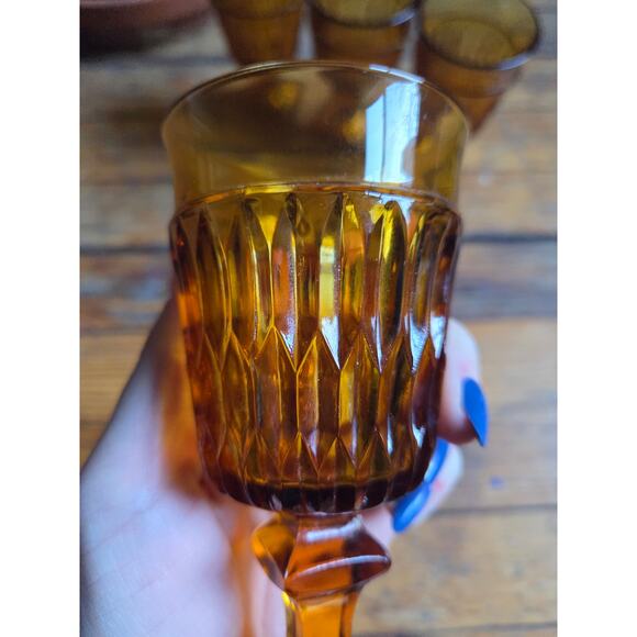 Mt Vernon Wine Glass by Indiana Glass - Set of 4 - Picture 4 of 4